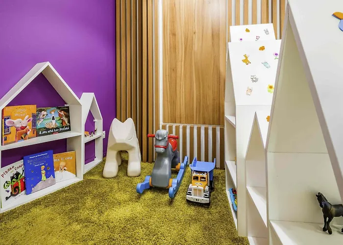 Готель Ibis Styles Lviv Center